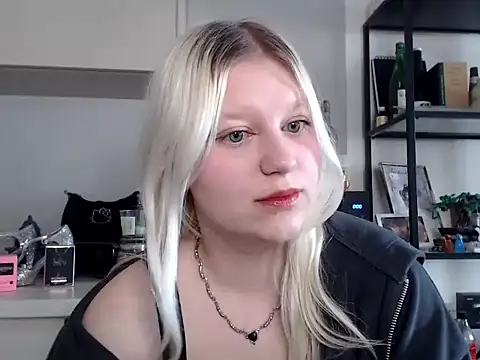 LenaSecret19 online show from 03/25/26, 06:30