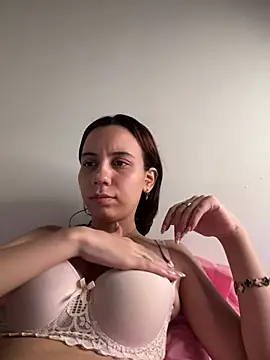 Nicole Cute04 online show from 05/06/26, 03:57
