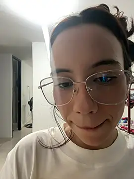 Nicole Cute04 online show from 07/04/26, 05:02