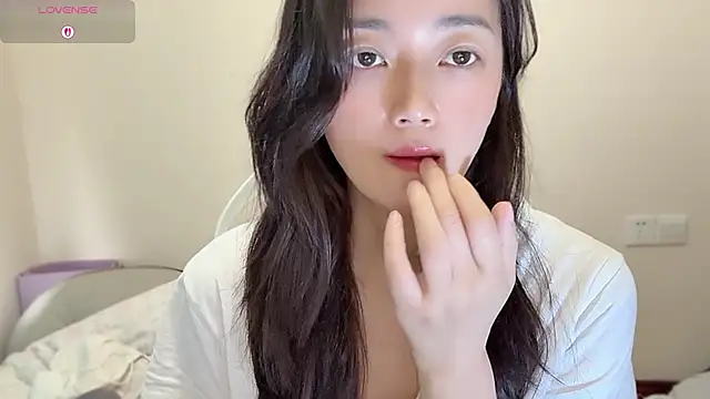 jinxiyao01 online show from 06/18/26, 02:23