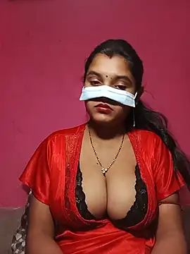 Snapshot of Sexy_Sonniyaa chatting on 06/16/26, 10:07 Sexy Sonniyaa online show from 06/16/26, 10:07