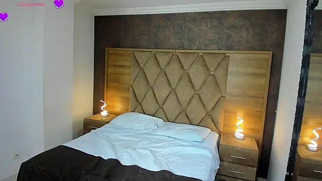 CristineRain online show from 04/17/26, 04:48