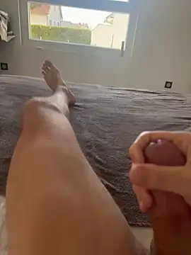 Snapshot of thk01 chatting on 03/24/26, 11:37 thk01 online show from 03/24/26, 11:37