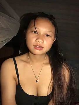 Snapshot of TieuVy99 chatting on 03/04/26, 09:15 TieuVy99 online show from 03/04/26, 09:15