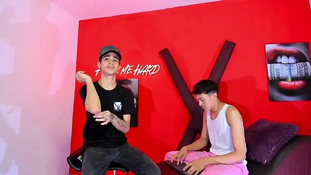 SKYN MAN online show from 03/11/26, 01:33