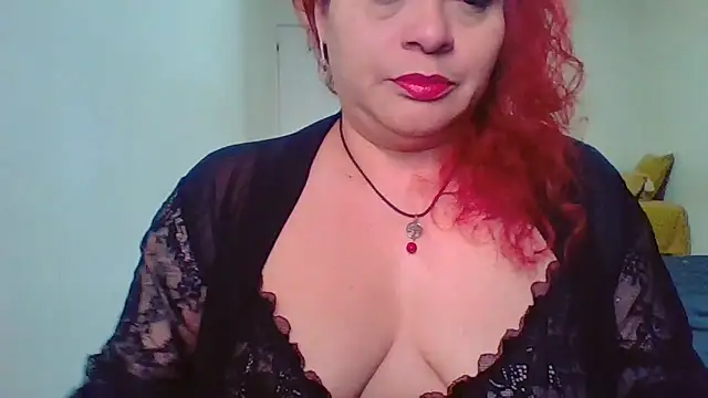 CristalMilfCurvy online show from 03/05/26, 10:22