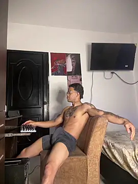 Kenny romano online show from 04/18/26, 01:26