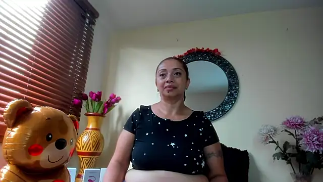 Maye Milf  online show from 03/26/26, 12:44