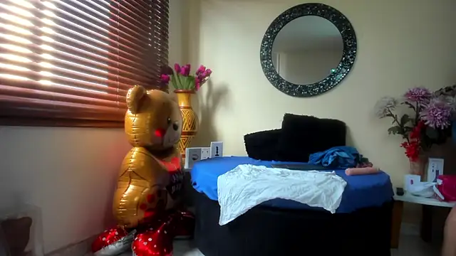 Maye Milf  online show from 03/31/26, 12:27