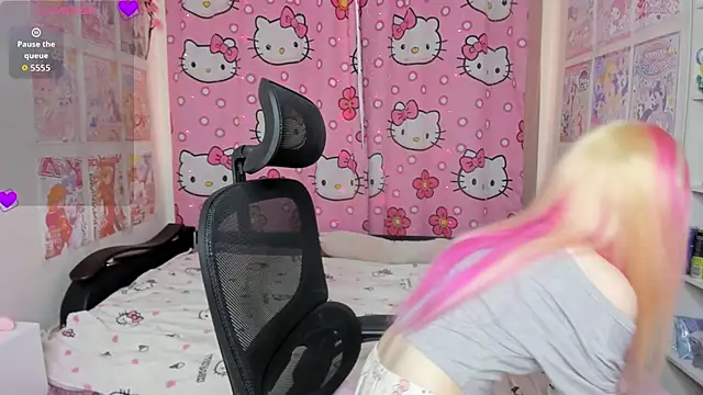 Nikkimiltonss online show from 06/22/26, 04:37