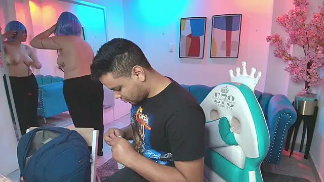 TarlyWho online show from 03/28/26, 03:39