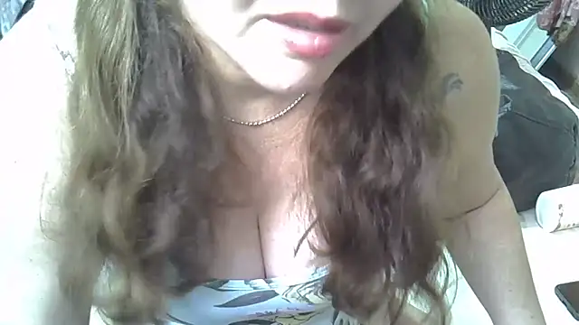 Ruiva40tona online show from 03/16/26, 05:50