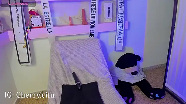 CherrySeraphine1 online show from 03/26/26, 05:18