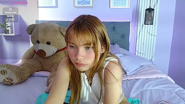 Snapshot of Celeste__London chatting on 05/17/26, 06:48 Celeste London online show from 05/17/26, 06:48