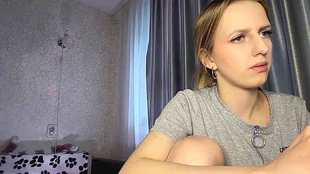 Snapshot of RubiKerss chatting on 03/04/26, 03:18 RubiKerss online show from 03/04/26, 03:18