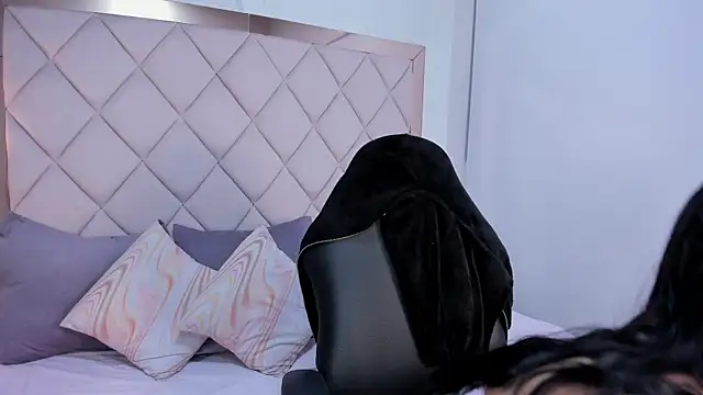 melina voss online show from 03/30/26, 08:54