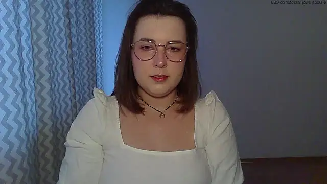Snapshot of ClaraHard chatting on 05/10/26, 05:07 ClaraHard online show from 05/10/26, 05:07