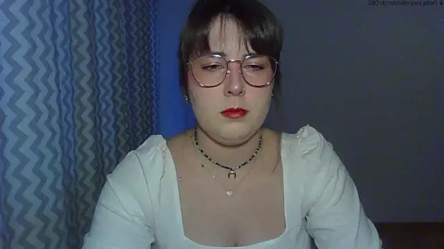 Snapshot of ClaraHard chatting on 05/13/26, 06:05 ClaraHard online show from 05/13/26, 06:05