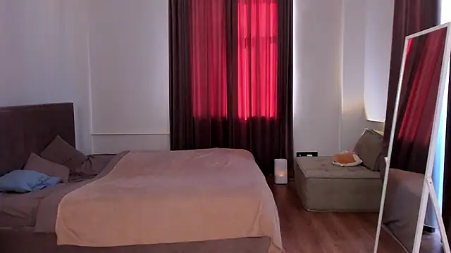 JennyHardy online show from 03/16/26, 01:15