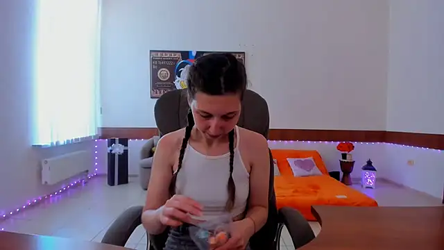 Snapshot of Ellina_Star chatting on 07/02/26, 08:20 Ellina Star online show from 07/02/26, 08:20