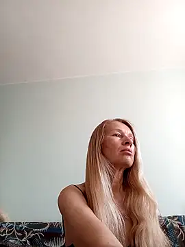 ViktoriaSexi1 online show from 04/06/26, 05:52