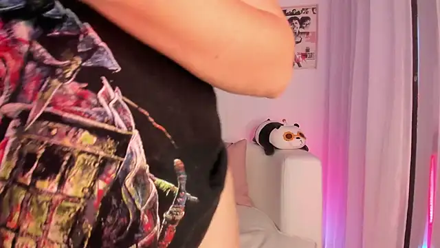 Snapshot of Ally_belle chatting on 03/30/26, 01:06 Ally belle online show from 03/30/26, 01:06