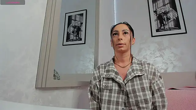 ZeynepX online show from 04/07/26, 04:24