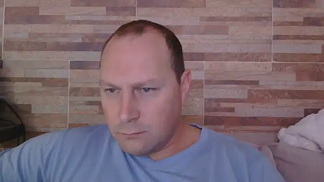 Snapshot of lustonfan chatting on 05/28/26, 12:35 lustonfan online show from 05/28/26, 12:35