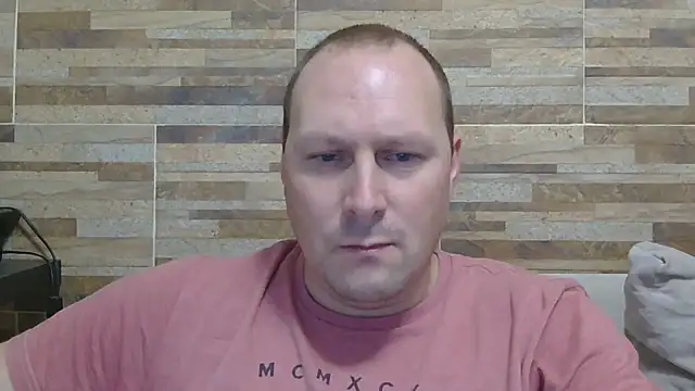 Snapshot of lustonfan chatting on 08/01/26, 07:46 lustonfan online show from 08/01/26, 07:46