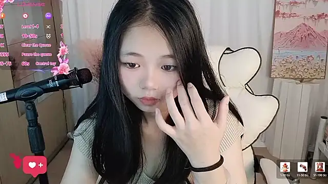 Noelle-2007 online show from 03/18/26, 07:44