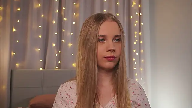 tayashy online show from 05/18/26, 04:02