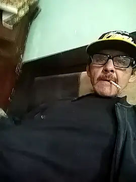 Snapshot of gatocae chatting on 03/04/26, 04:24 gatocae online show from 03/04/26, 04:24