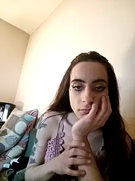 chiara-mario online show from 04/05/26, 06:16