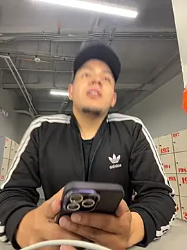 OliverTabordaa online show from 03/23/26, 06:56