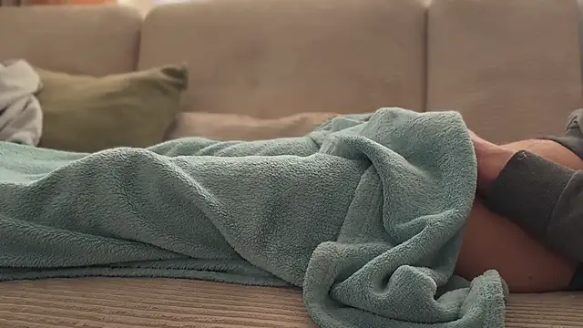 boylouis17 online show from 03/23/26, 04:22