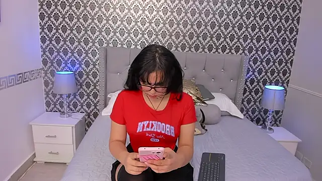 Jade rous online show from 03/10/26, 11:59