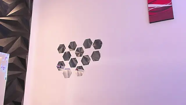 Katijis online show from 04/15/26, 07:32