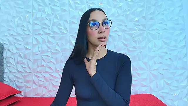 SOPHIA ZC online show from 03/25/26, 07:53