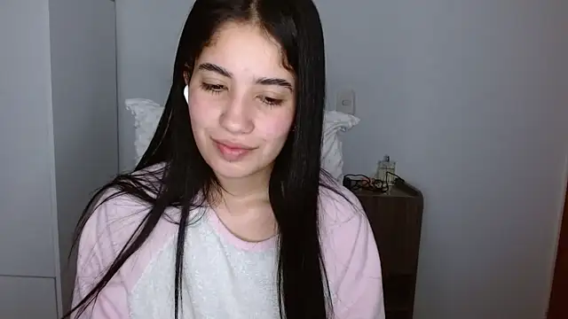 Lucy engel online show from 04/11/26, 10:41