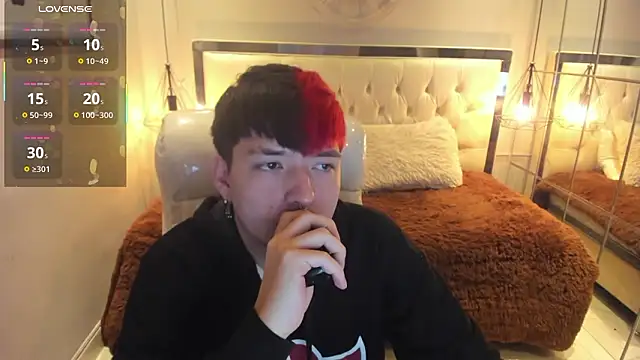 Santiago morgan online show from 03/18/26, 10:02