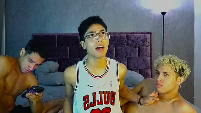Wild Squad online show from 04/30/26, 06:58