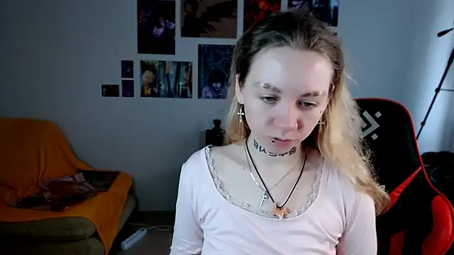 Nica Kawaii online show from 03/24/26, 06:29