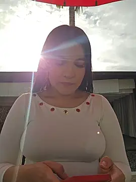 Pretty Julieta online show from 05/18/26, 09:09