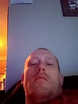 Snapshot of Lovemcurvy69 chatting on 03/15/26, 02:28 Lovemcurvy69 online show from 03/15/26, 02:28