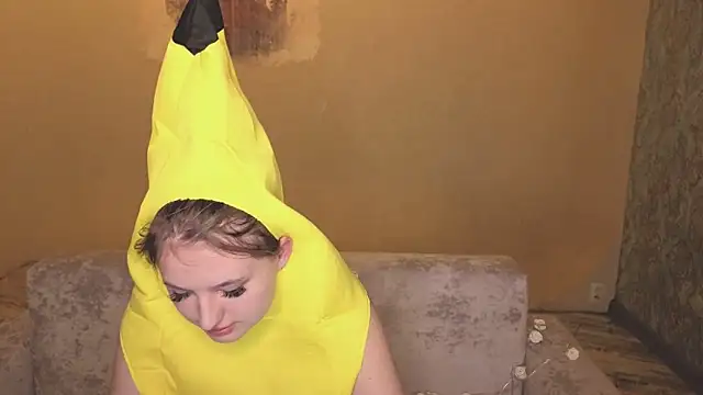 Banana Bowl online show from 03/06/26, 09:06