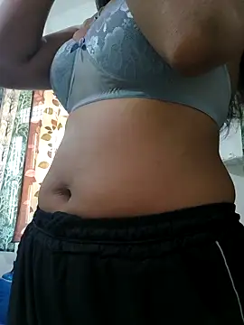 Itz ishu online show from 04/18/26, 03:43