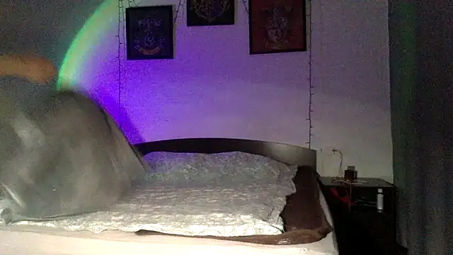 Snapshot of Milk_shakeee chatting on 03/16/26, 05:44 Milk shakeee online show from 03/16/26, 05:44