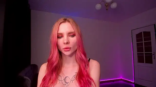 Amelia Rossy online show from 03/17/26, 10:46