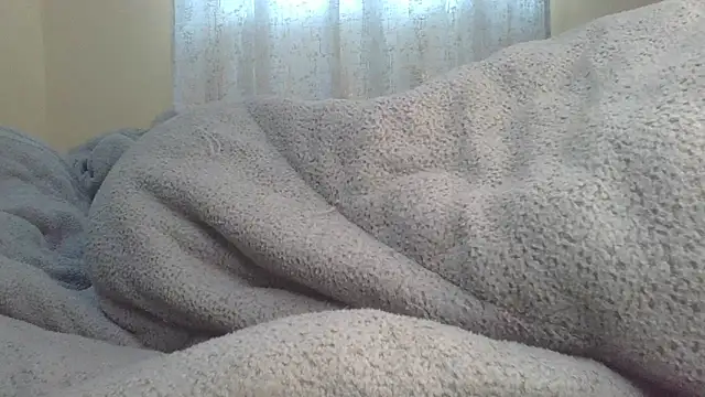 Snapshot of ndivhuwomuleya chatting on 05/10/26, 09:03 ndivhuwomuleya online show from 05/10/26, 09:03