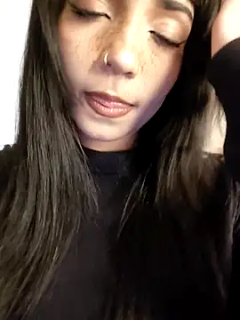 Hannae3 online show from 06/15/26, 04:47